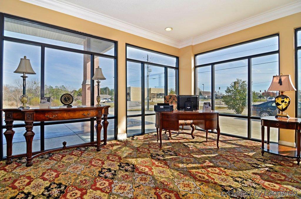 Best Western Plus Two Rivers Hotel & Suites Demopolis Interior photo